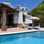 Alpehytte La Jara With Private Pool *
