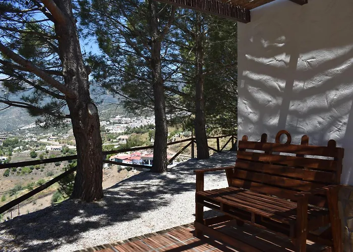 La Jara With Private Pool בקתה